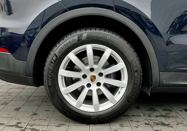 Porsche Cayenne cena 379000 przebieg: 42025, rok produkcji 2021 z Sokołów Małopolski małe 781